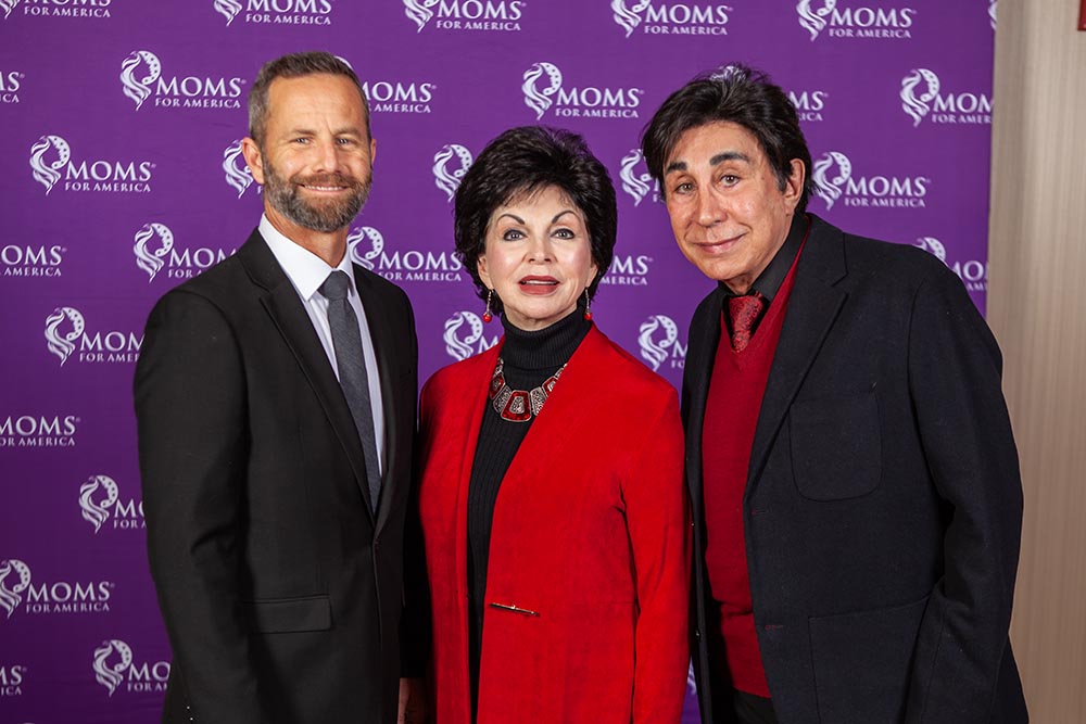 0159-Moms VIP-IMG_0236-full res