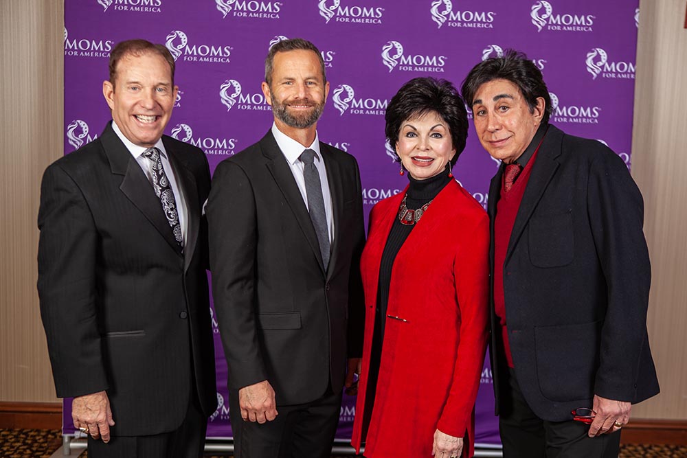 0164-Moms VIP-IMG_0241-full res