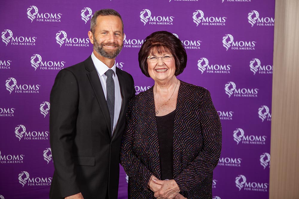 0192-Moms VIP-IMG_0288-full res