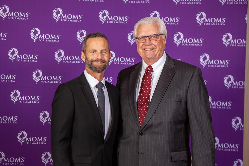 0220-Moms VIP-IMG_0336-full res