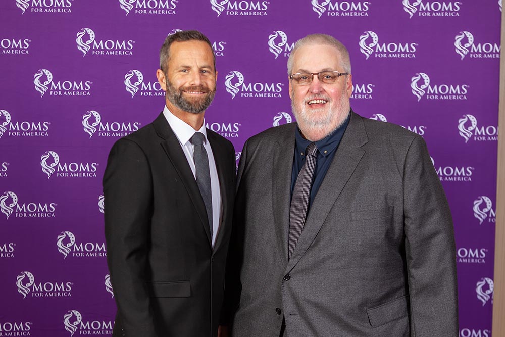 0225-Moms VIP-IMG_0342-full res