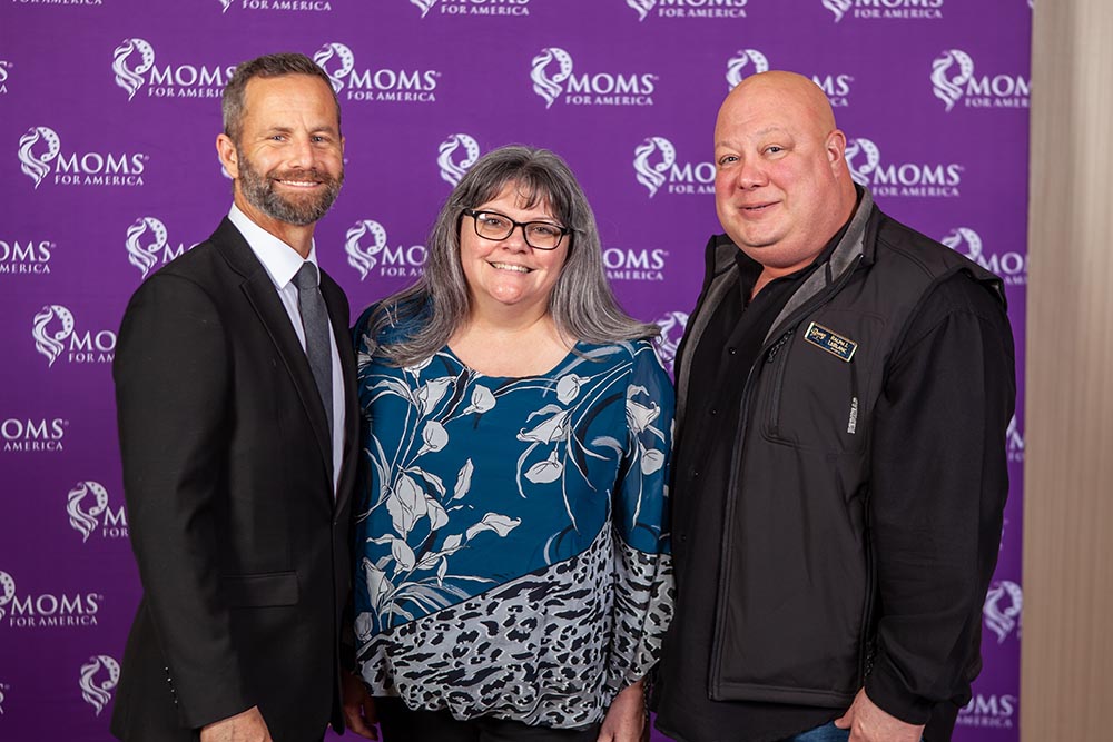 0244-Moms VIP-IMG_0368-full res