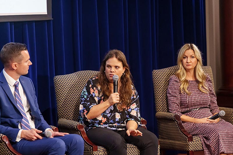 2023_10_5_MFA_GenderConfusion-360