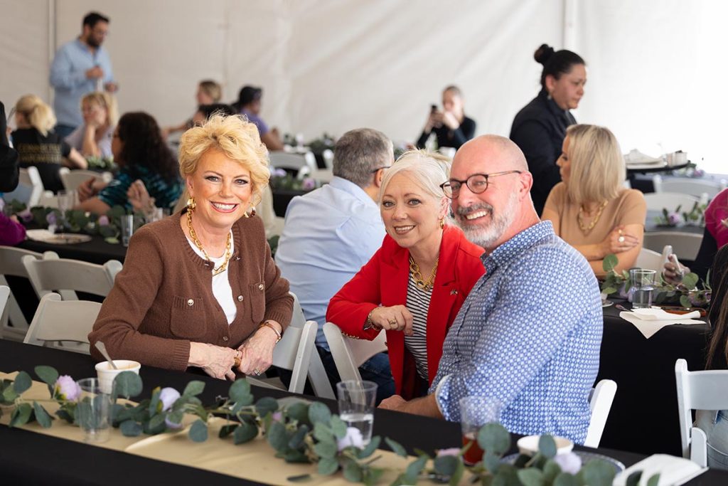 Saturday_Video_Extra-2